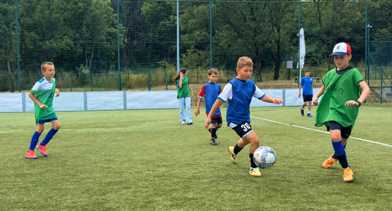 What Makes British Football Coaching Unique?