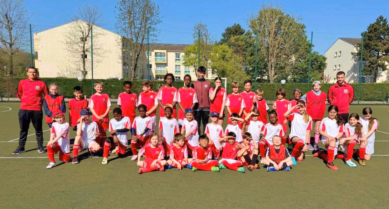 Fotbalul salută antrenamentul all-inclusive în limba engleză pentru toți copiii