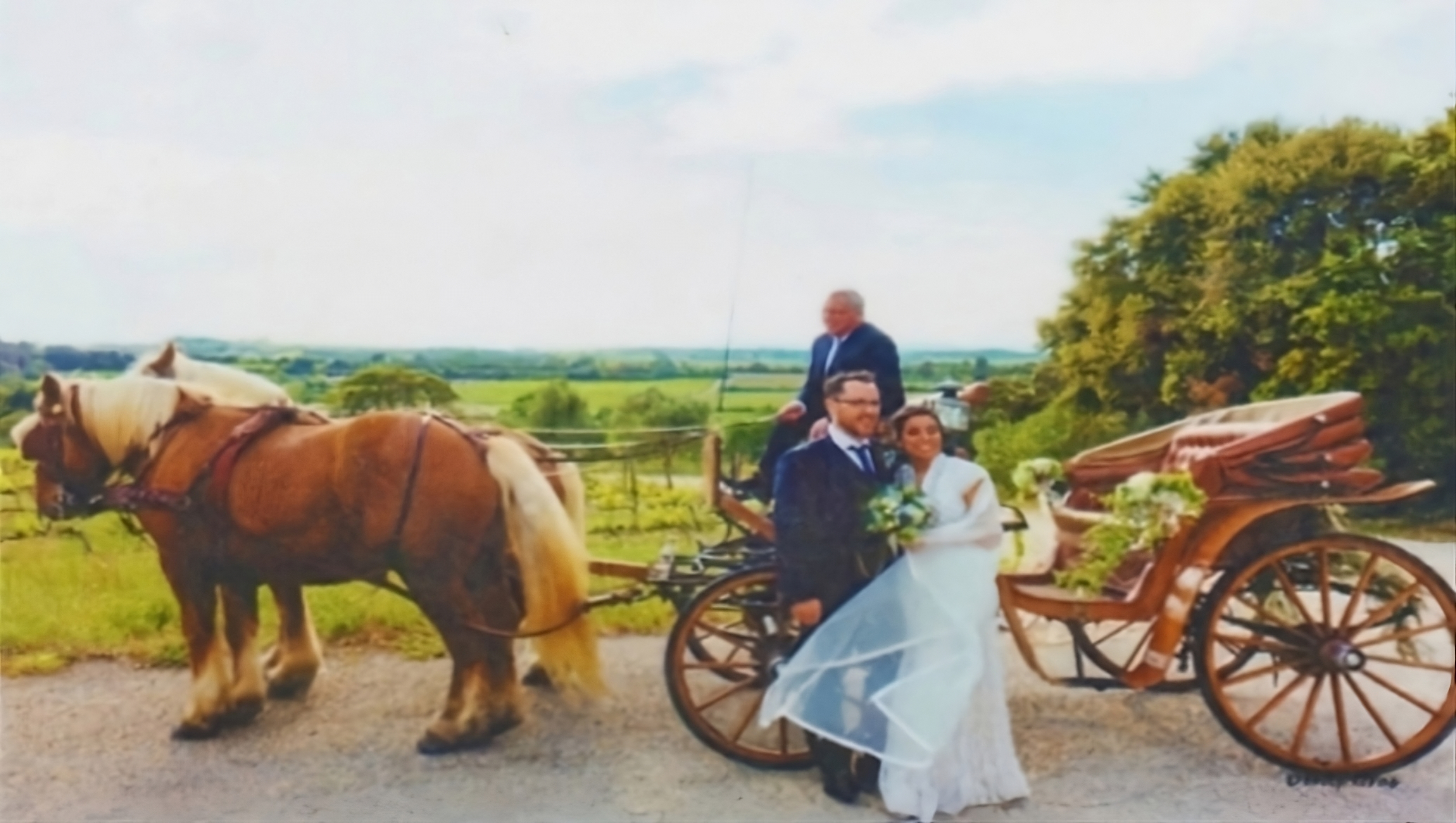 Photo de mariage avec la calèche Milord