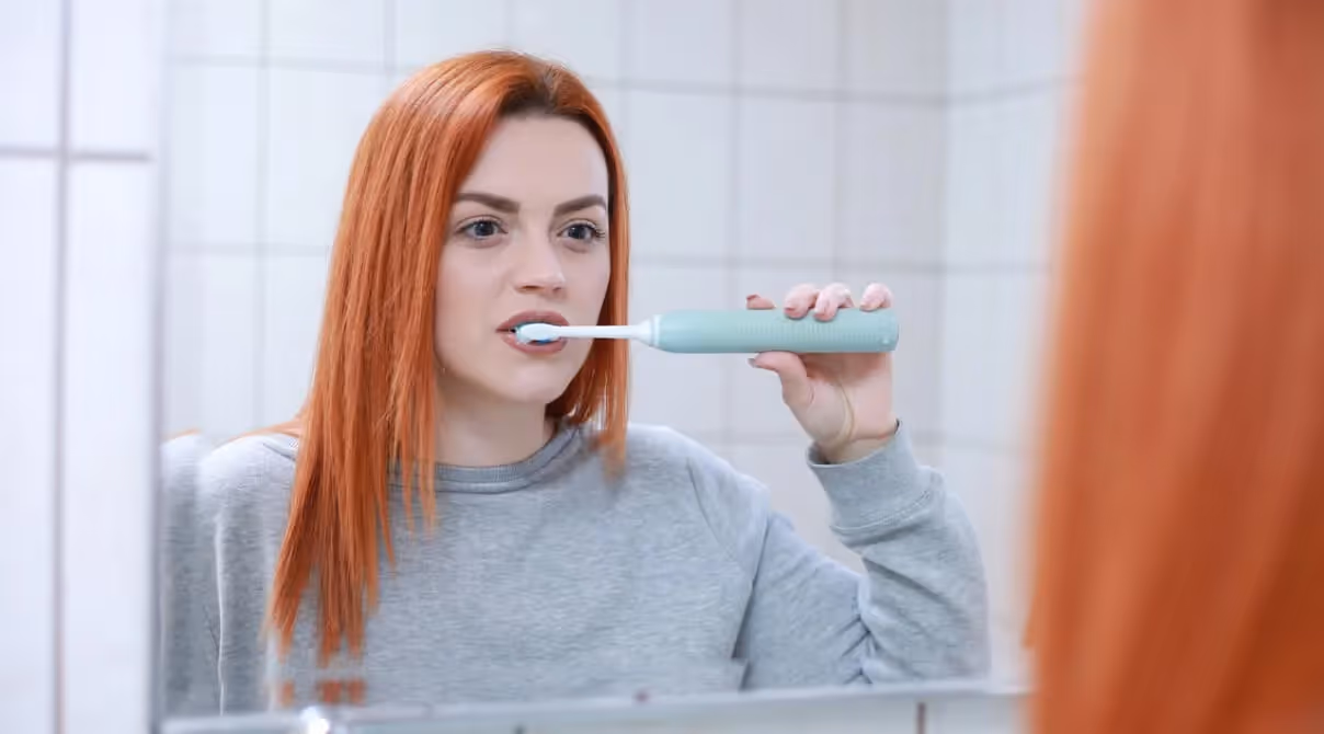 Wasser beim Zähneputzen abstellen und Umwelt schützen
