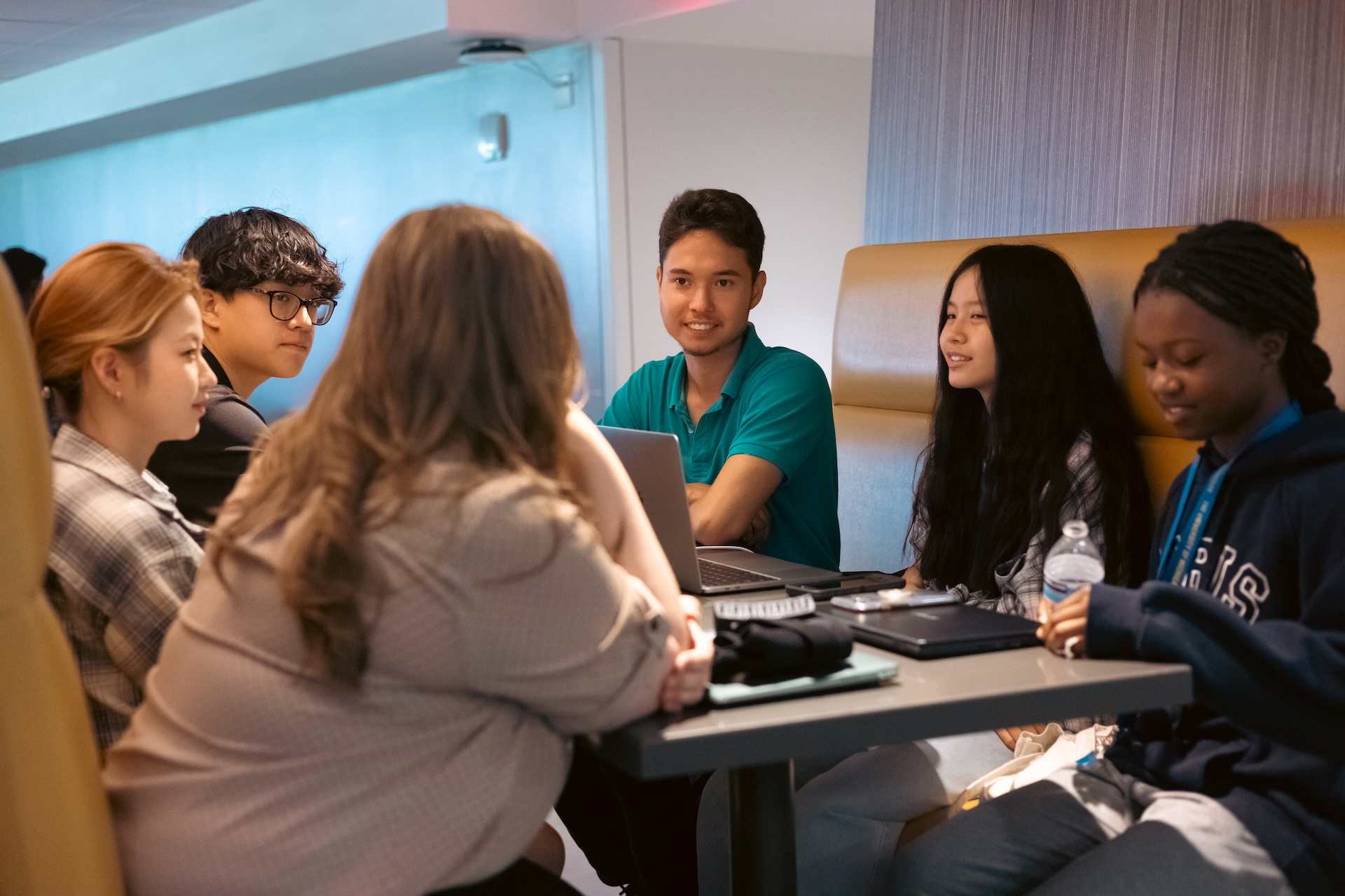 How to Choose an Affordable Online Entrepreneurship Program for Teens in 2026