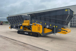 TF1012 Mobile Tracked Blender