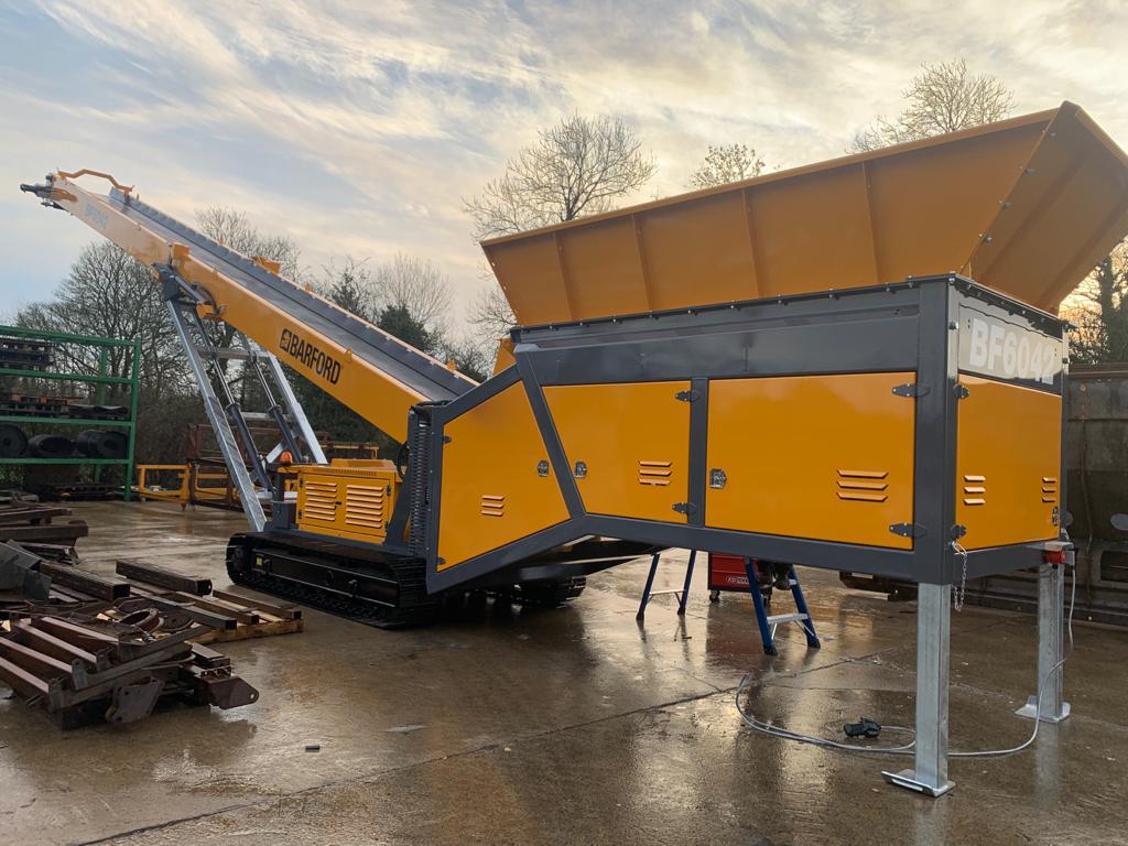 BF6042 Tracked Bin Feeder