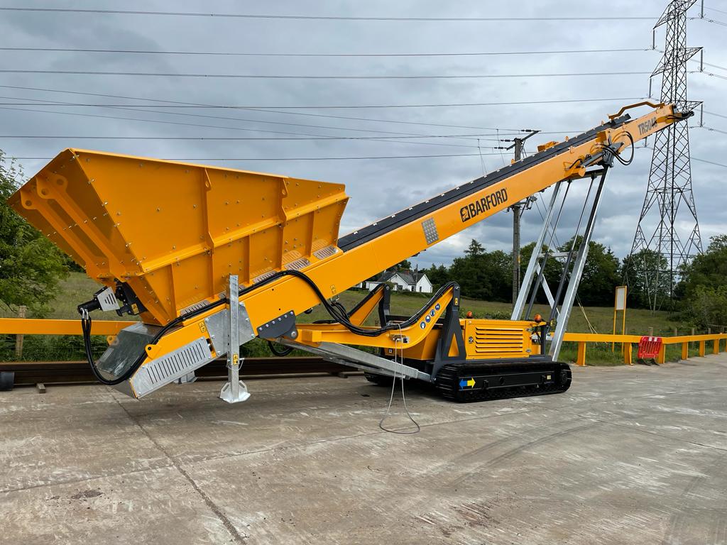 TR5048M Tracked Conveyor