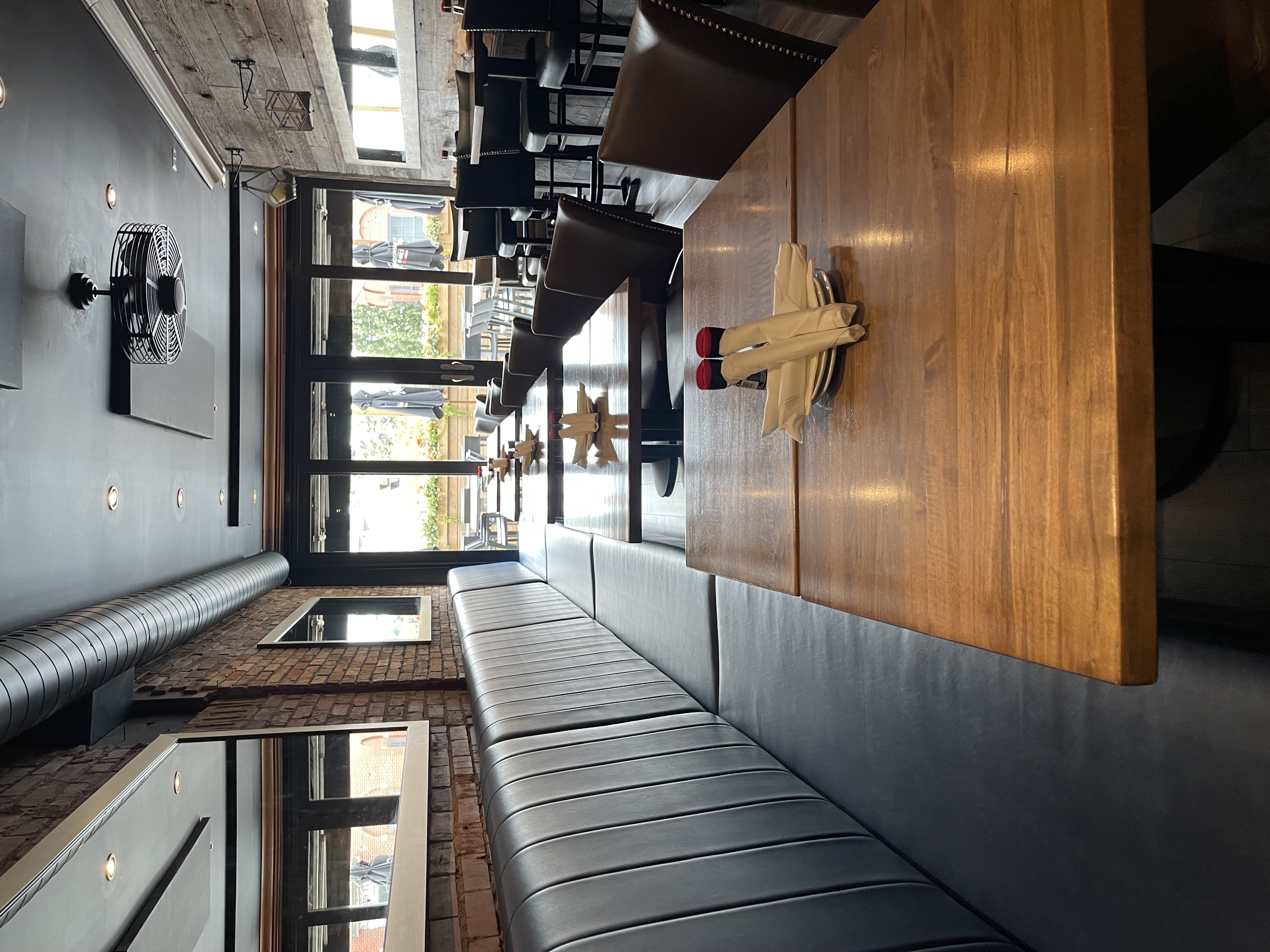 Large party restaurant Oakville