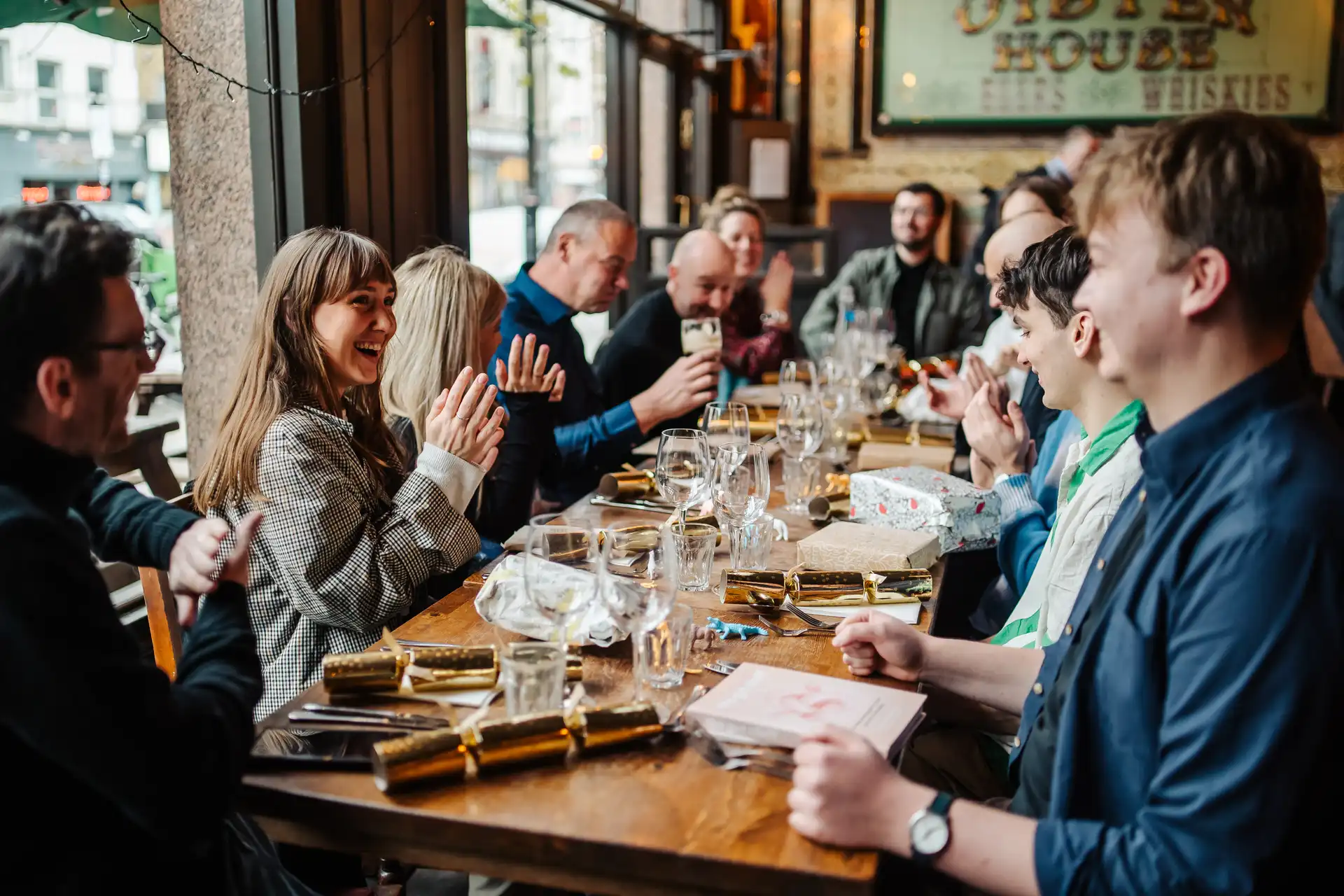 Celebrate Christmas 2025 at Punch Tavern, Fleet Street with mouthwatering dishes, seasonal tipples, and a welcoming atmosphere. Whether it's friends, family or workmates, gather your crew and let the festivities begin. Book now to avoid missing out!