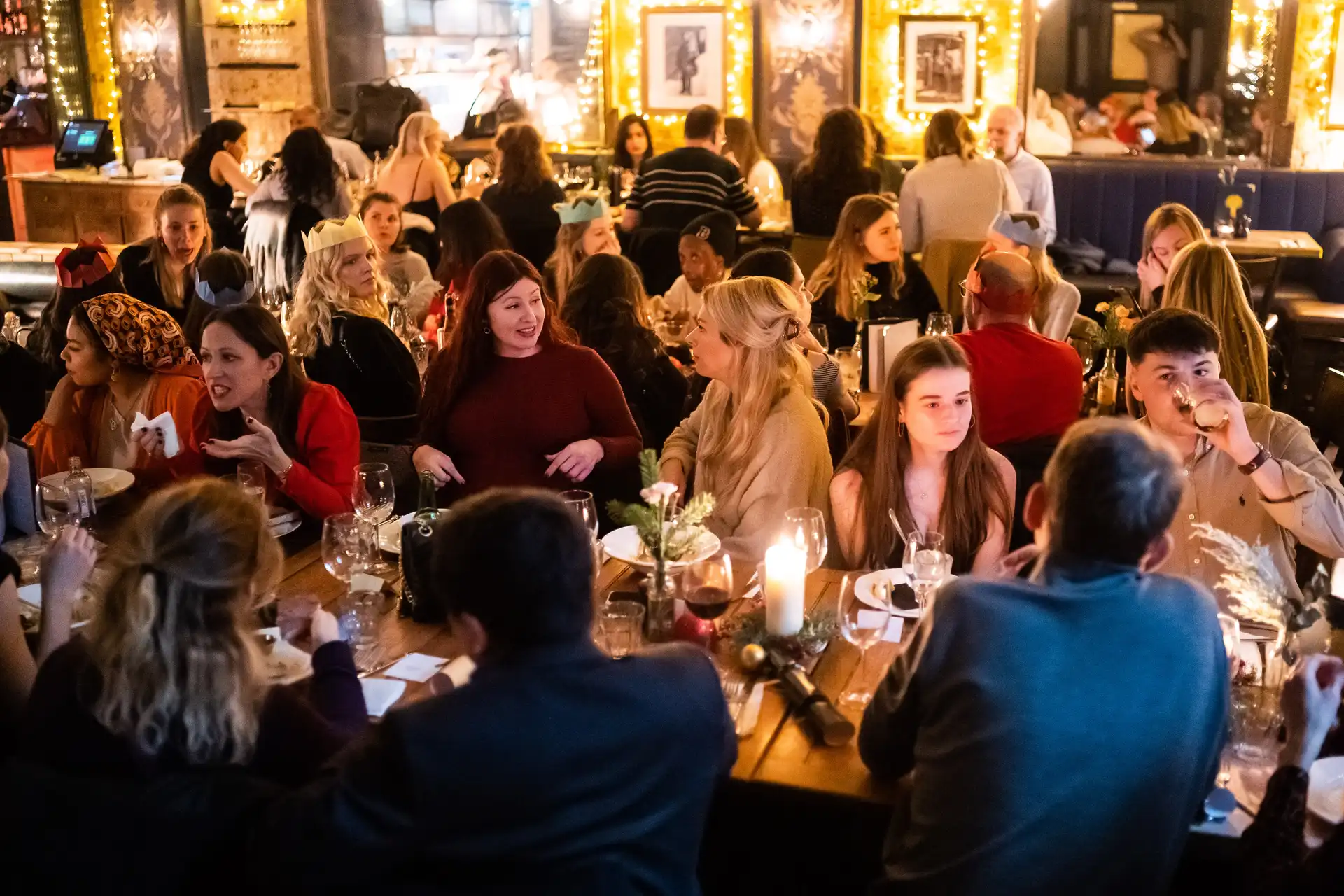 Book your Christmas party at Lord Wargrave in Marylebone and tuck into delicious food, festive drinks, and plenty of cheer. Bring your favourite people, make brilliant memories, and soak up the good vibes. Don’t miss out—secure your spot today!