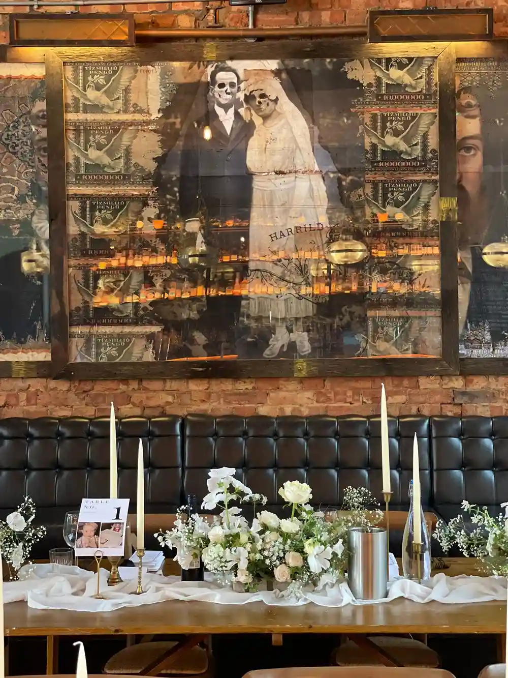 @NiceBunch brought pure magic to Harrild & Sons for Elly & Sam’s wedding. The crisp white florals added elegance and let the venue’s character shine, perfectly framing the love and joy in the room. Every detail felt intentional, timeless, and totally them ✨🤍