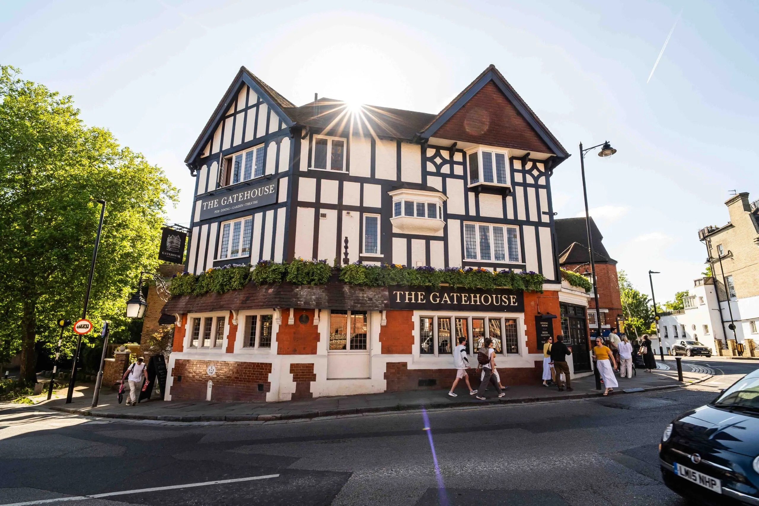 Located in leafy Highgate village, The Gatehouse is a proper local village pub with a large bar and dining area, a gorgeous beer garden and London’s highest theatre, upstairs.