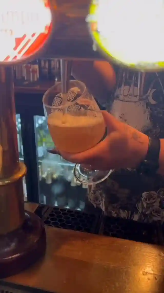 Don’t miss the Women’s Euros England Vs Italy semi  final with us tonight at 8pm ⚽️👀🍻