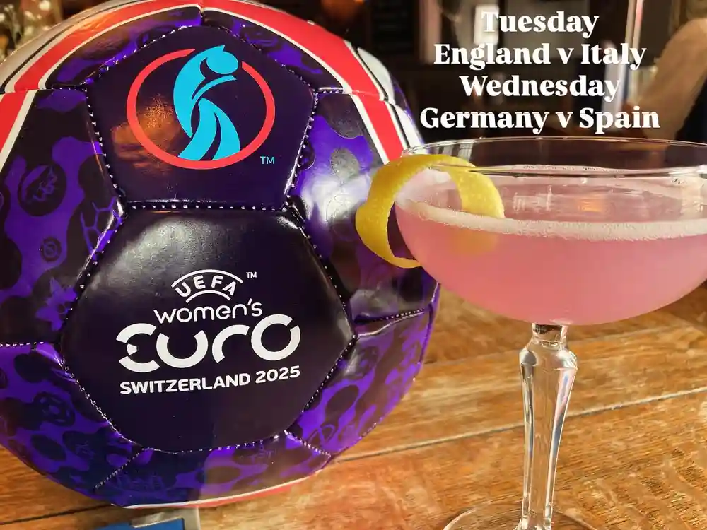 ⚽🦁 Women’s Euros tonight 🦁⚽
We’re showing all the action live.
Come down, support the Lionesses, and raise money for an amazing cause. 💛
📅 Tonight – don’t miss it!
@urbanpubsandbars #urbanpubsandbars
#WomensEuros #Lionesses #PubLife #CocktailsForCharity #GreatOrmondStreet #SupportHer #WatchItHere #LemonLions #pubsofinstagram #pubsoflondon