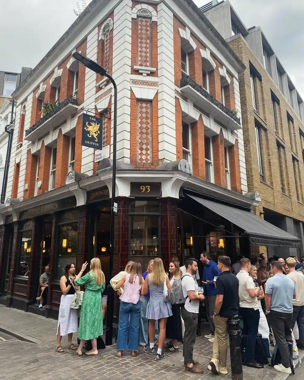 The weather might not know what it’s doing, but we for sure do! Come and grab a cold one while you can! 🍺🍺🍺