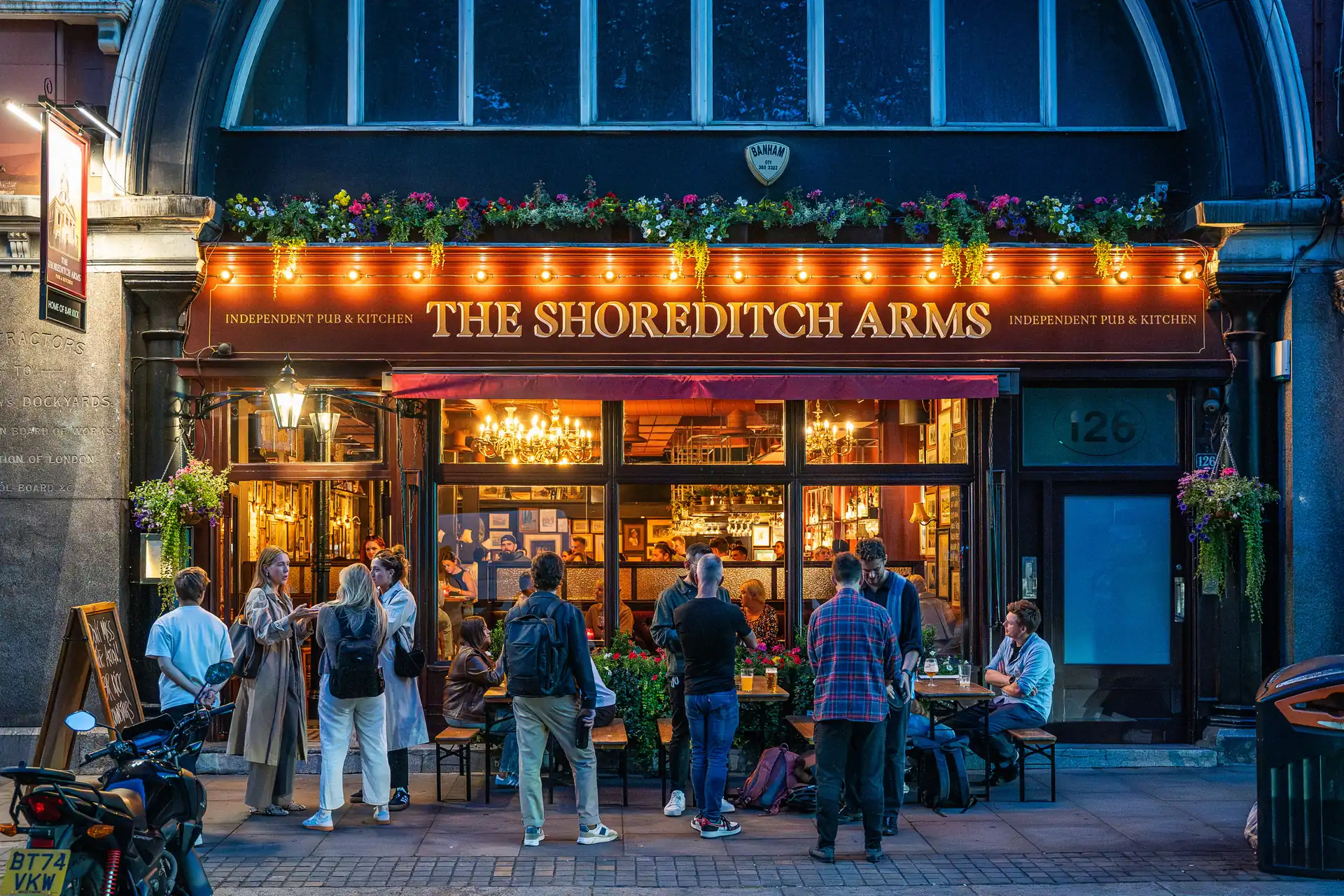 The Shoreditch Arms is a lively and atmospheric pub in the heart of Shoreditch serving delicious food, craft beers, wines & spirits. Join us for all the best live sport to enjoy an unmatched gameday experience at Bar Kick - our basement Mecca for sporting and gaming good times.