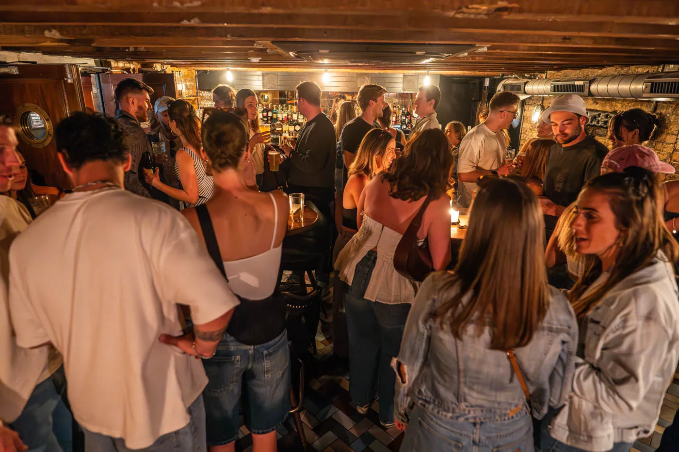 Adulterated portraits and shabby-chic original features fill this revamped bar and oyster house. Dripping in cool and sophistication, we are the standing definition of what was old, always becomes new again. Situated in the heart of Shoreditch and serving delicious food with a host of classic lagers, craft beers, premium wines & spirits. Our shabby-chic exterior has everything you need for a memorable time once you step inside.