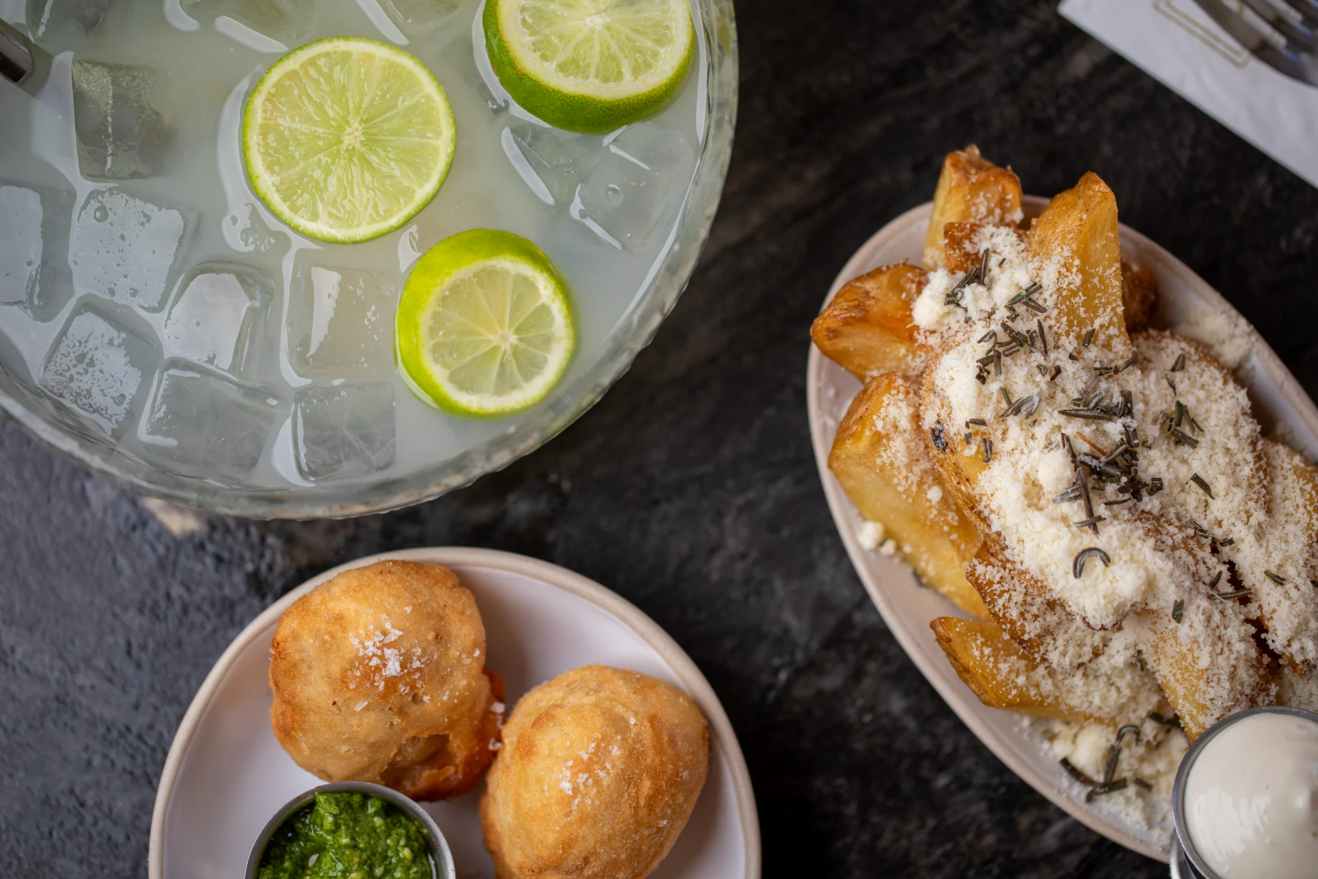 Join us at Botanica Hall for bottomless brunch done right!