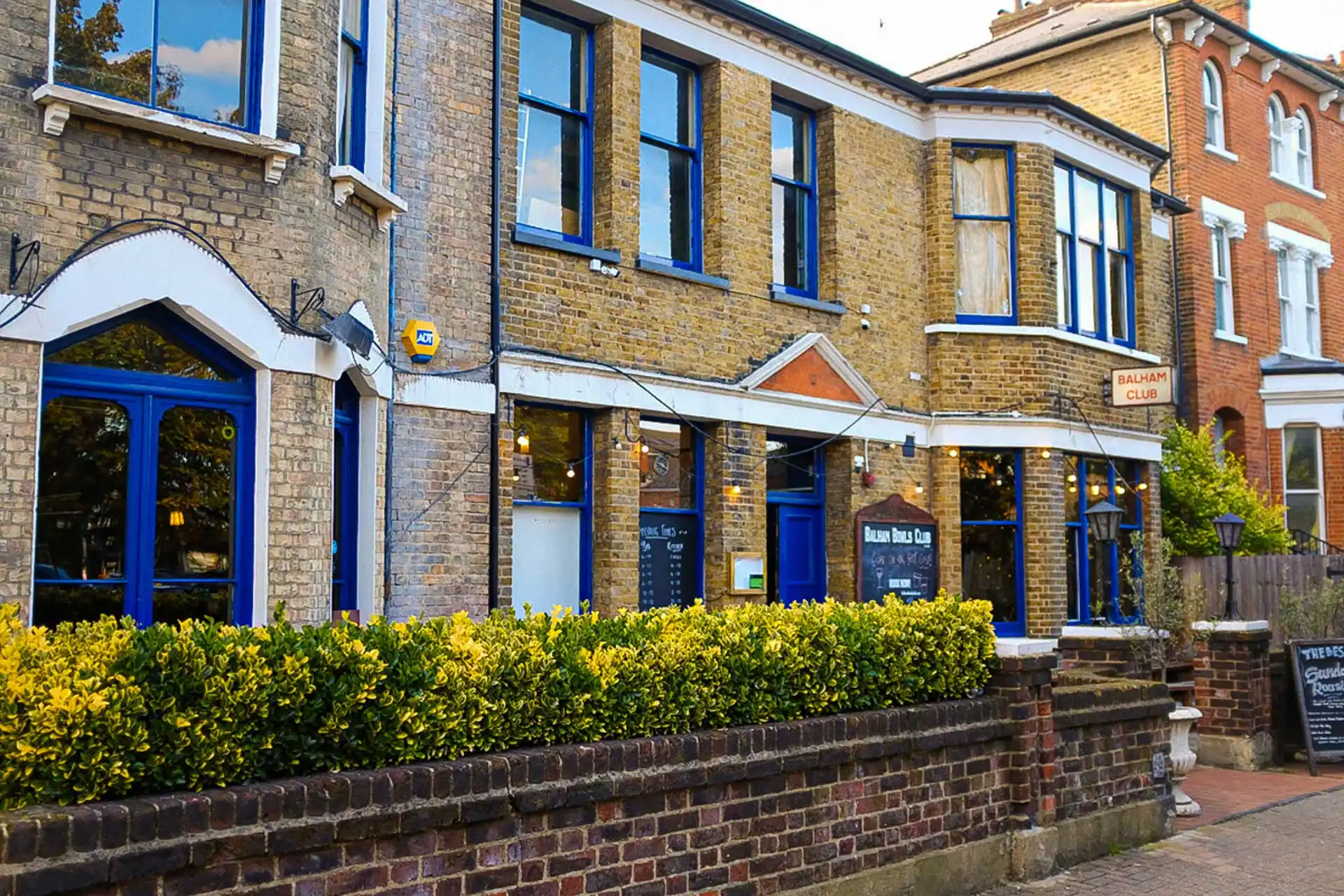 Only a stone’s throw from Balham Station, situated just off the hustle and bustle of Balham High Road, Balham Bowls Club is a delightfully nostalgic social club and restaurant. If you’re looking for good time with loved ones, friends, family, neighbours, pull up a chair and enjoy a meal cooked by our lovely head chef or prop up the bar and have a gander at the Bowls Club memorabilia from days gone by.