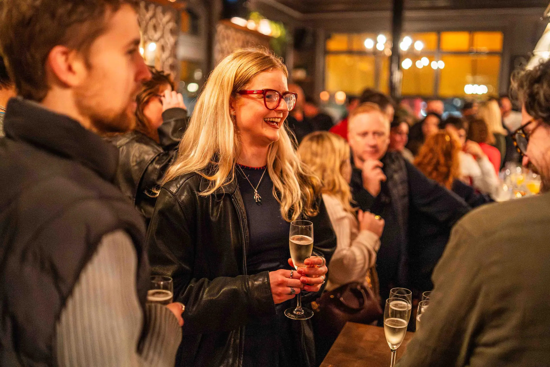 St Johns Tavern an iconic British pub serving seasonal food from a wood fired grill. We compliment our menu with a selection of outstanding cocktails, wines and craft beers. We're found in the lively area of Archway, North London.