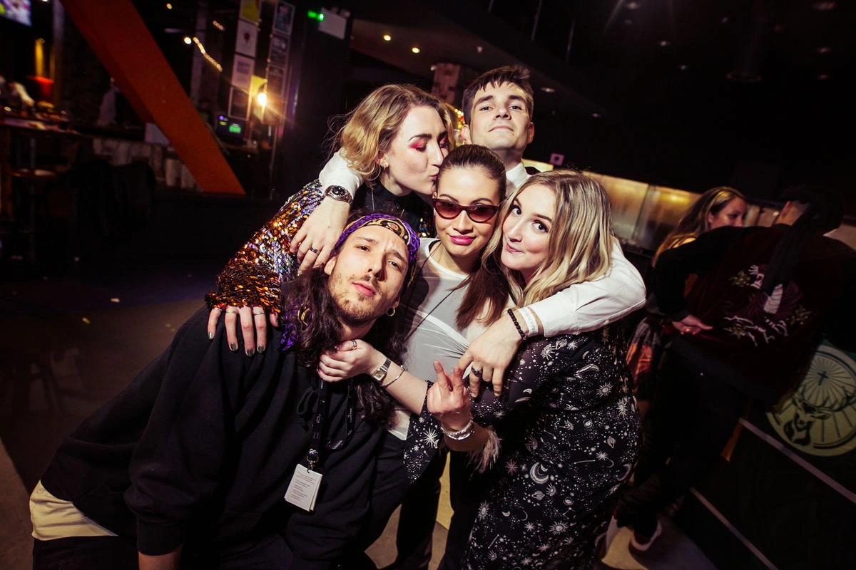 Get ready for a New Year’s Eve that doesn’t take itself too seriously. The Red Lion is going big on music, atmosphere and energy, setting the scene for a night made for dancing your way into 2026 with a 90's themed party. Whether you’re rolling in early or arriving just in time for the countdown, expect a soundtrack that’s all about big tunes and good times — with no tickets, no pressure, just a proper NYE party.