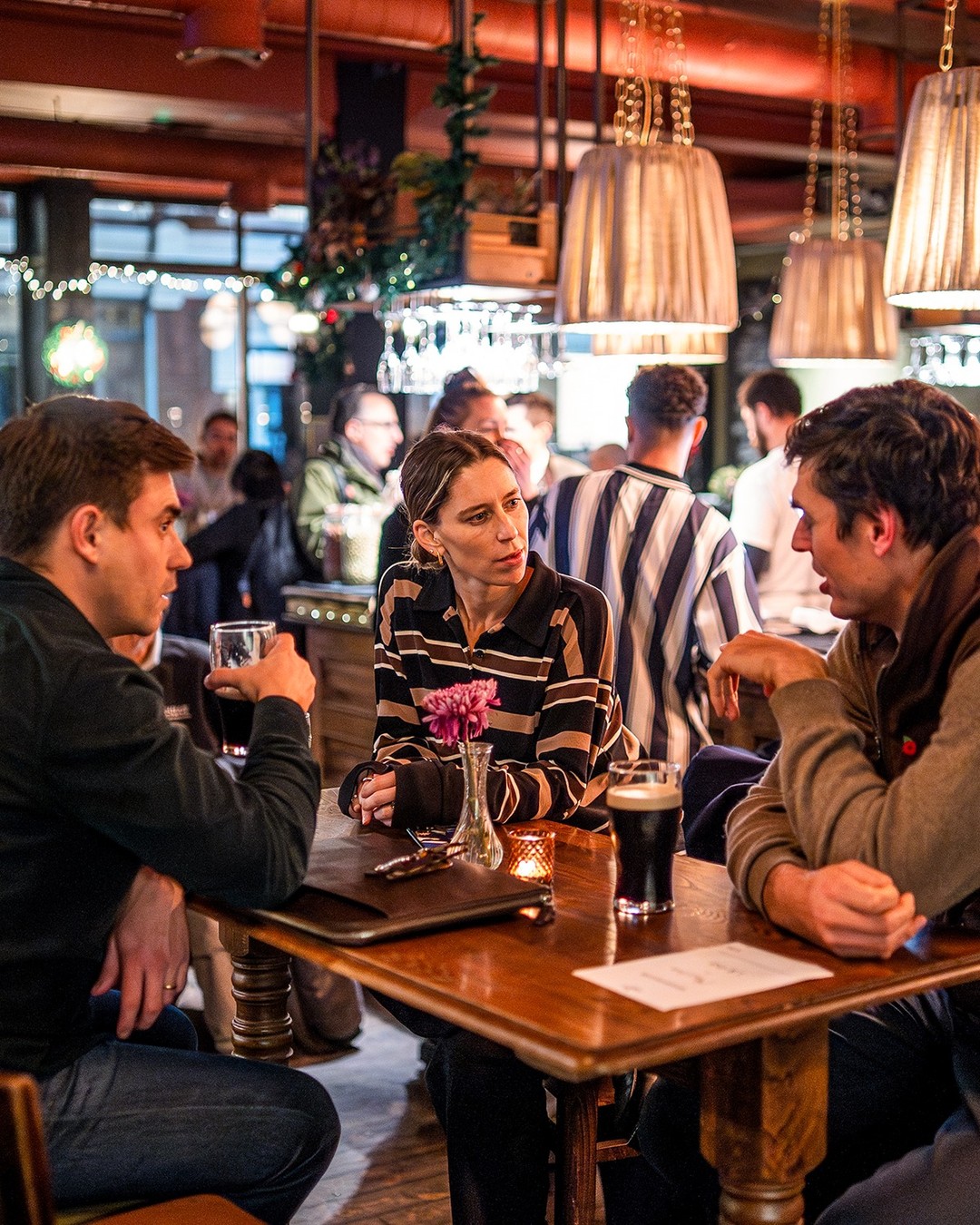 Calling all quizzical folks! 🤓
Our Tuesday quiz nights have returned, complete with beer, tasty food, mind-melting trivia, and rolling jackpots up for grabs. Think you've got what it takes to be the lucky winners?