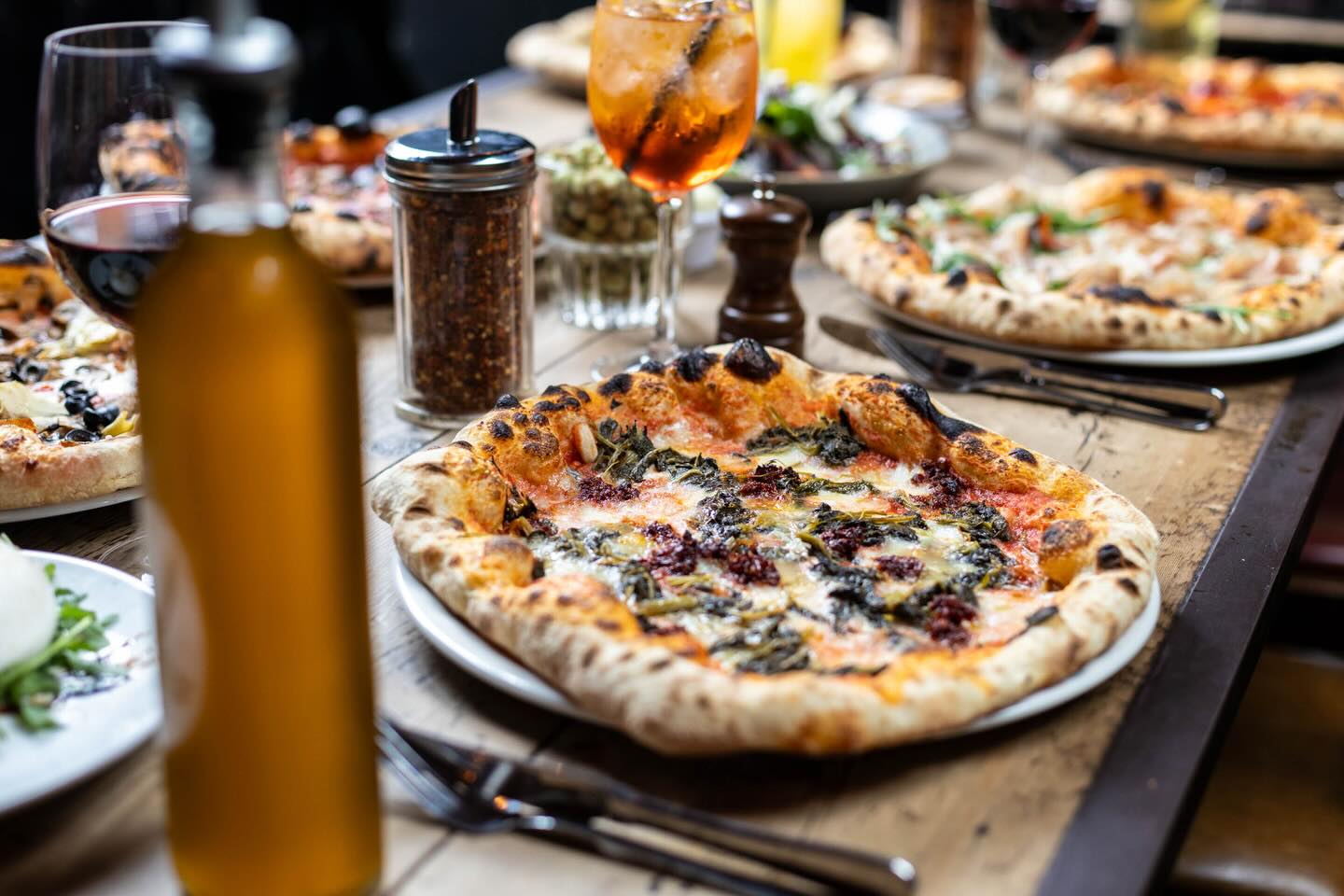 It’s finally the weekend, treat yourself! 🍕