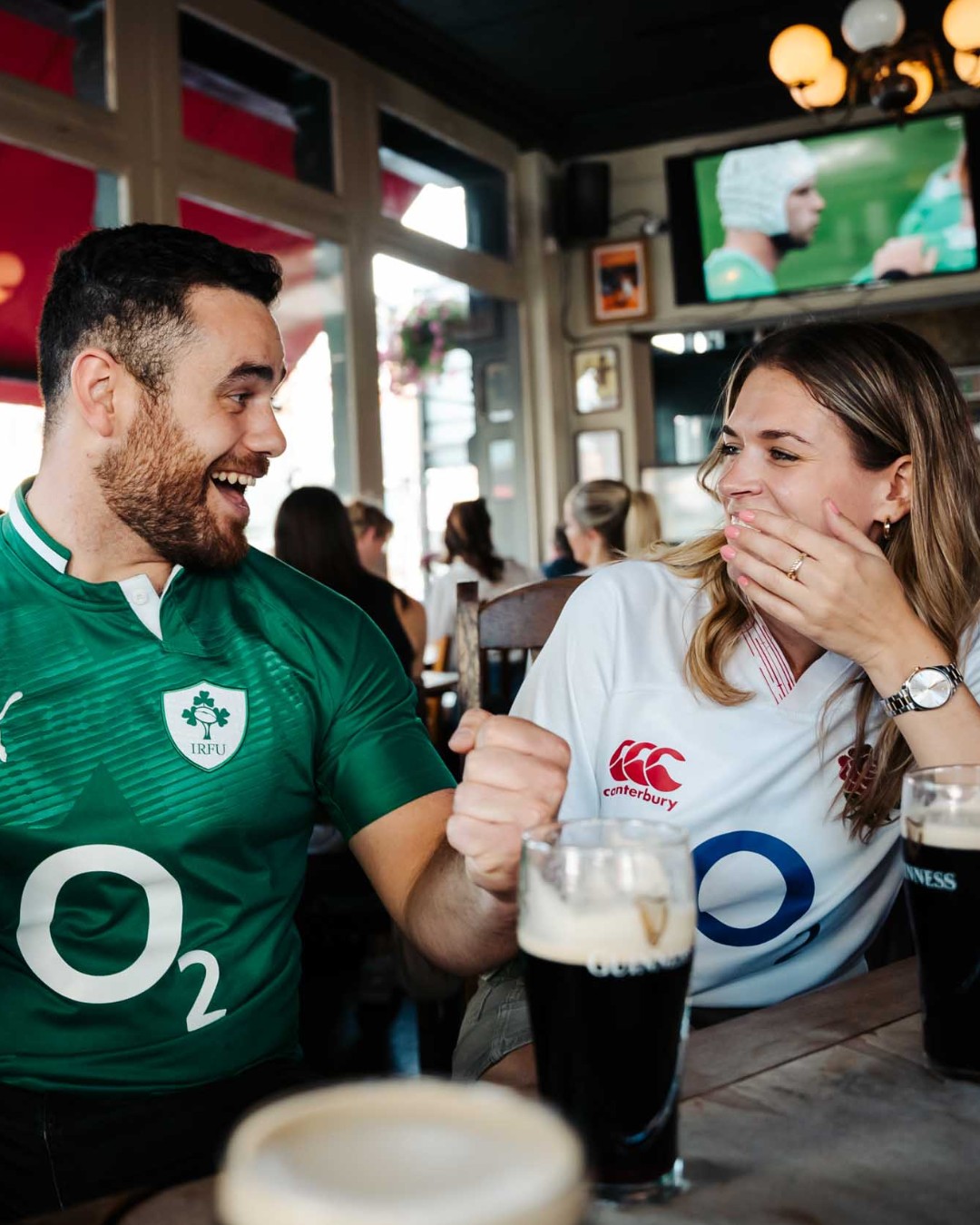 We're showing all the live action of the Six Nations from tomorrow! Walk in, grab a pint and be part of a lively matchday atmosphere 🏉 🍻