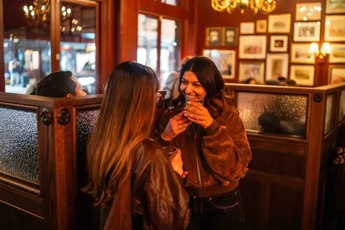 Situated in the heart of Kensington, The Duchess of Kensington is a pub that blends timeless elegance with a warm, welcoming atmosphere. A neighbourhood favourite offering a dining experience that celebrates the best of British cuisine, with a focus on seasonality and top-quality ingredients alongside a great selection drinks.