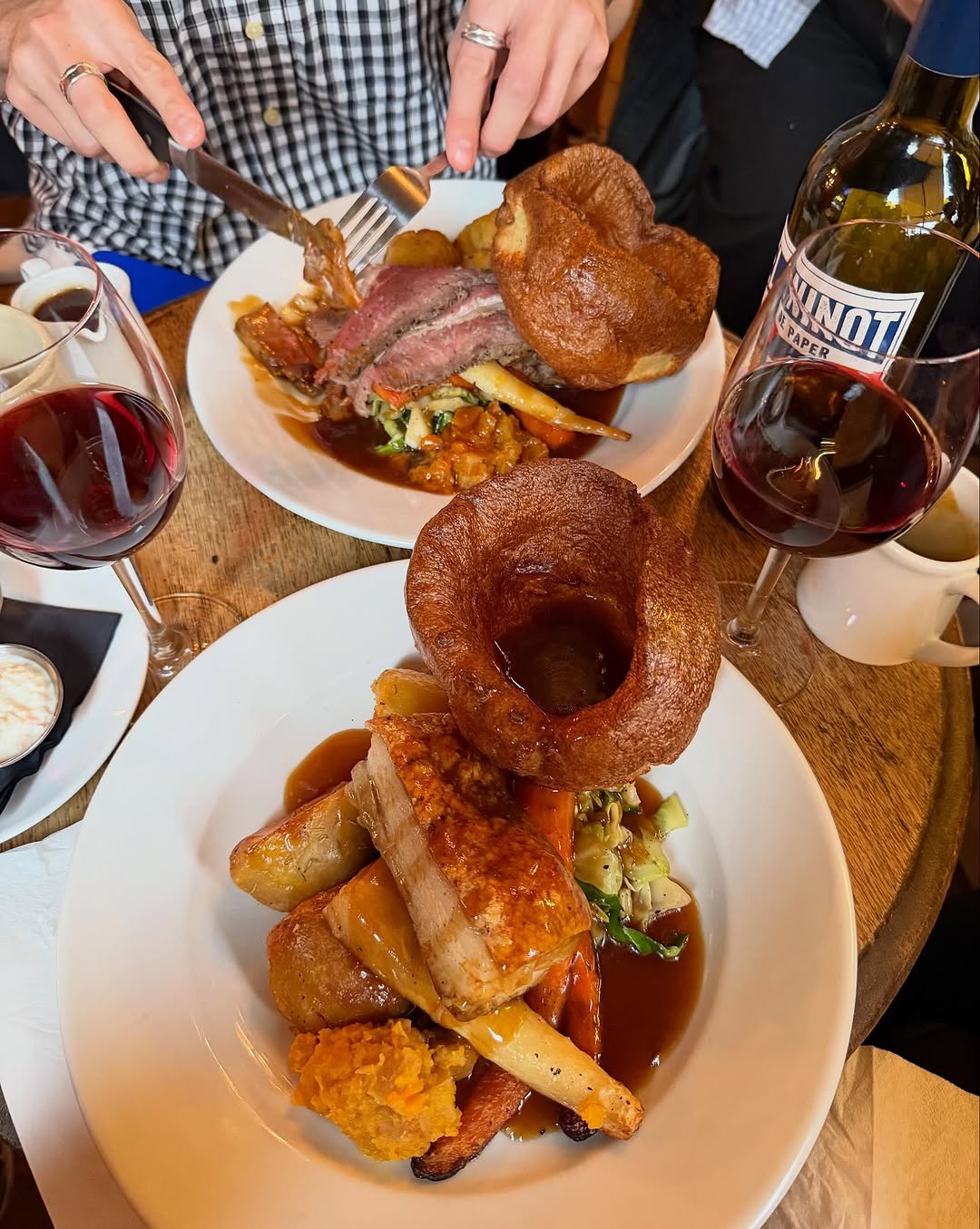 Woken up craving a proper Sunday roast? 👀
We’ve got you - crisp roasties, fluffy Yorkies, rich gravy and all the trimmings are waiting at BBC.
Gather your gang and let us sort your Sunday. 👉 Book now via the link in our bio!