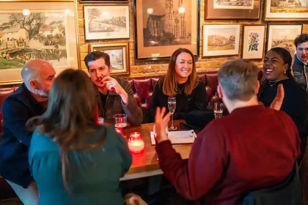 Pub Quiz tonight, 7.30pm at @redlione11 — only a handful of spots left, so be quick and get your team booked in 😉
.
#quiz #pubquiz #leytonstone #leyton #eastlondon