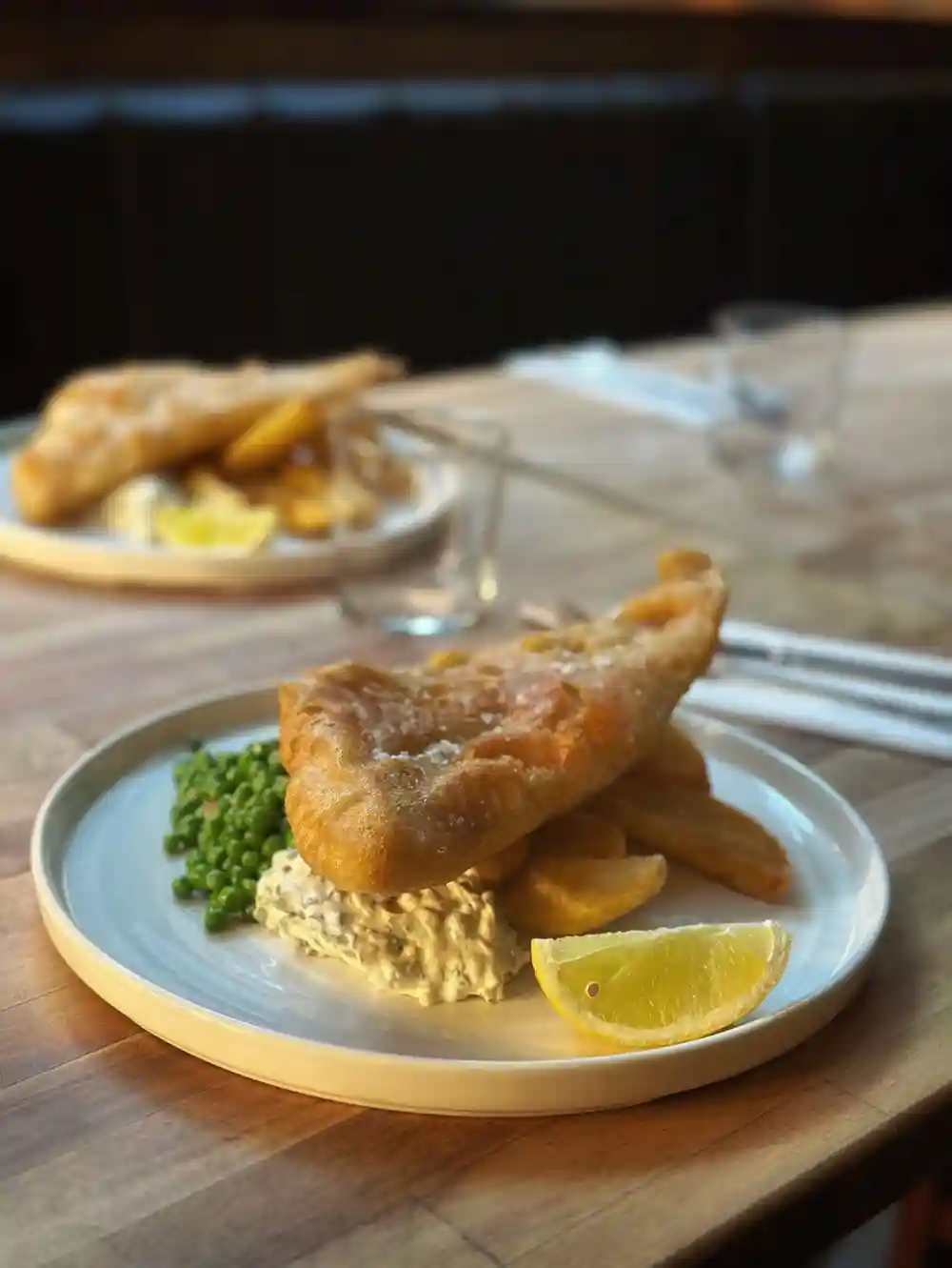 It’s Fish Friday.
A little tradition, a well-poured pint, and the perfect way to close the week. 🍺🐟
Join us and ease into the weekend — properly.