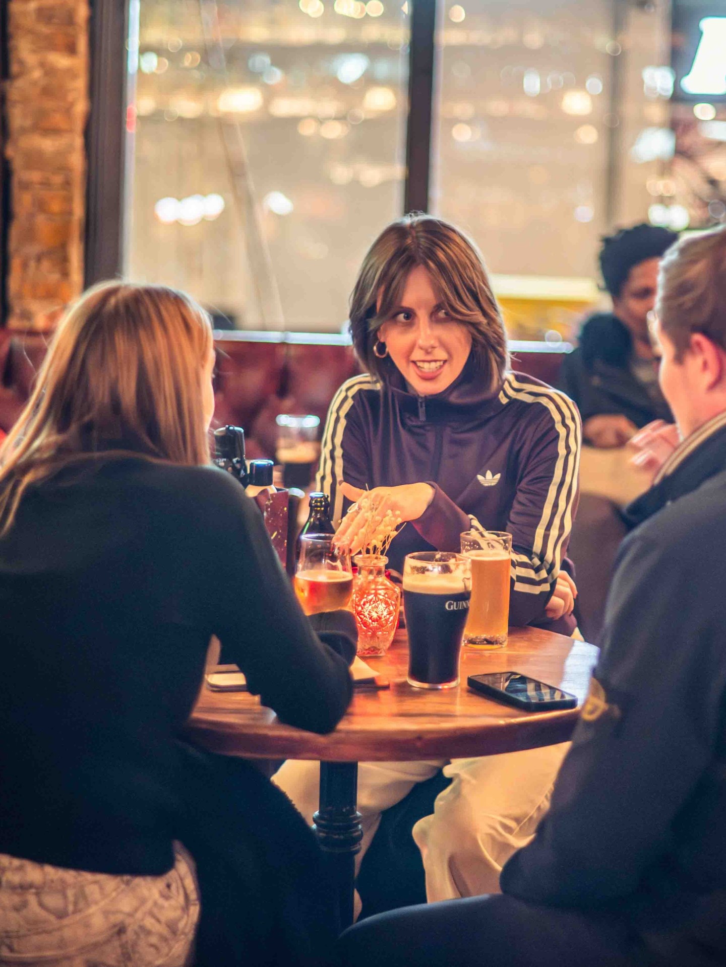 Quiz night is calling! 🦁
Join us at the Red Lion tonight at 7:30 PM for trivia, laughs, and epic prizes!
🎟️ £2 entry
🏆 £50 bar tab
Grab your team and let the games begin!