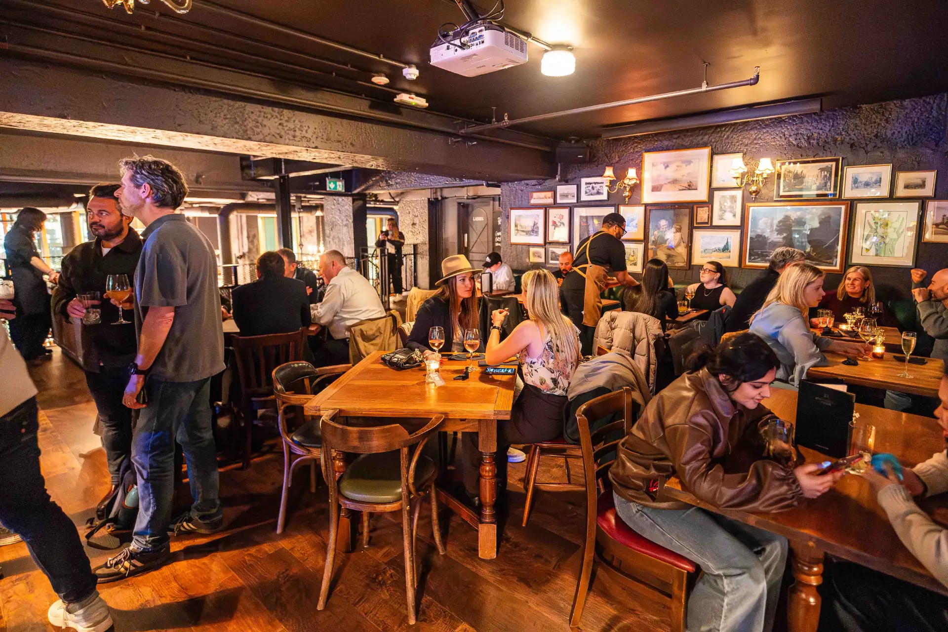 Old Street Tavern's Quiz Night