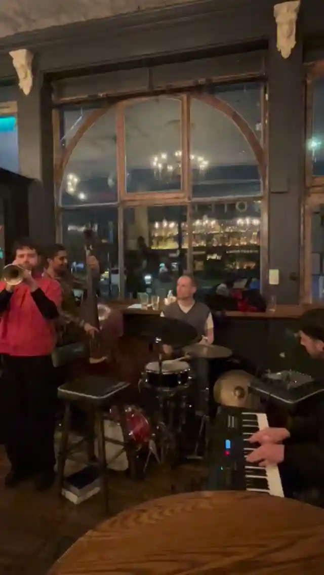 ya like jazz? Live last Sunday of every month at The Clapton Hart 🎷