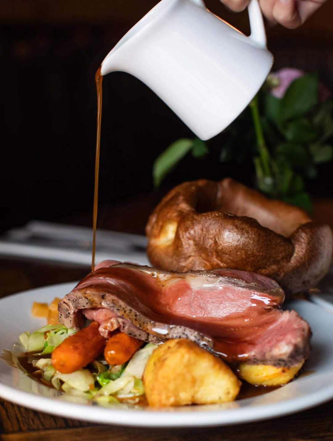 No need to think about Sunday - we’ve got it covered 🍽️

Hearty roasts, done properly.

Book now via the link in bio 🔗