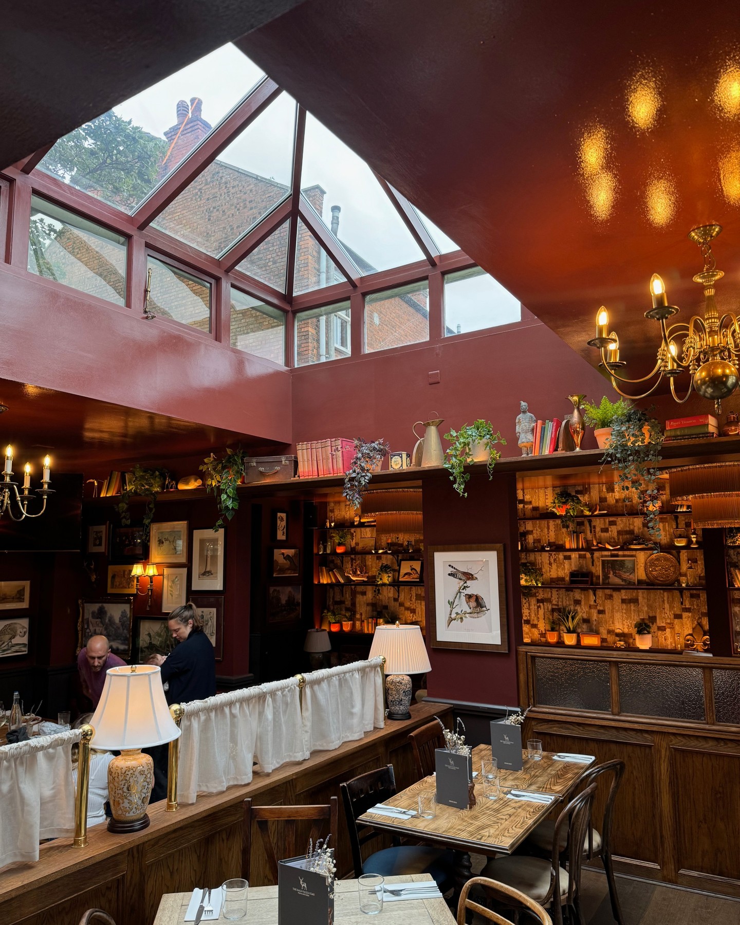 Our beautiful dining room ❤️ which is your favourite table?