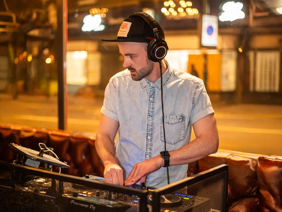Turn up your nights every Friday and Saturday with epic beats from our incredible DJs. With a fresh lineup each week, expect nothing but good vibes, great tunes, and the perfect party atmosphere.