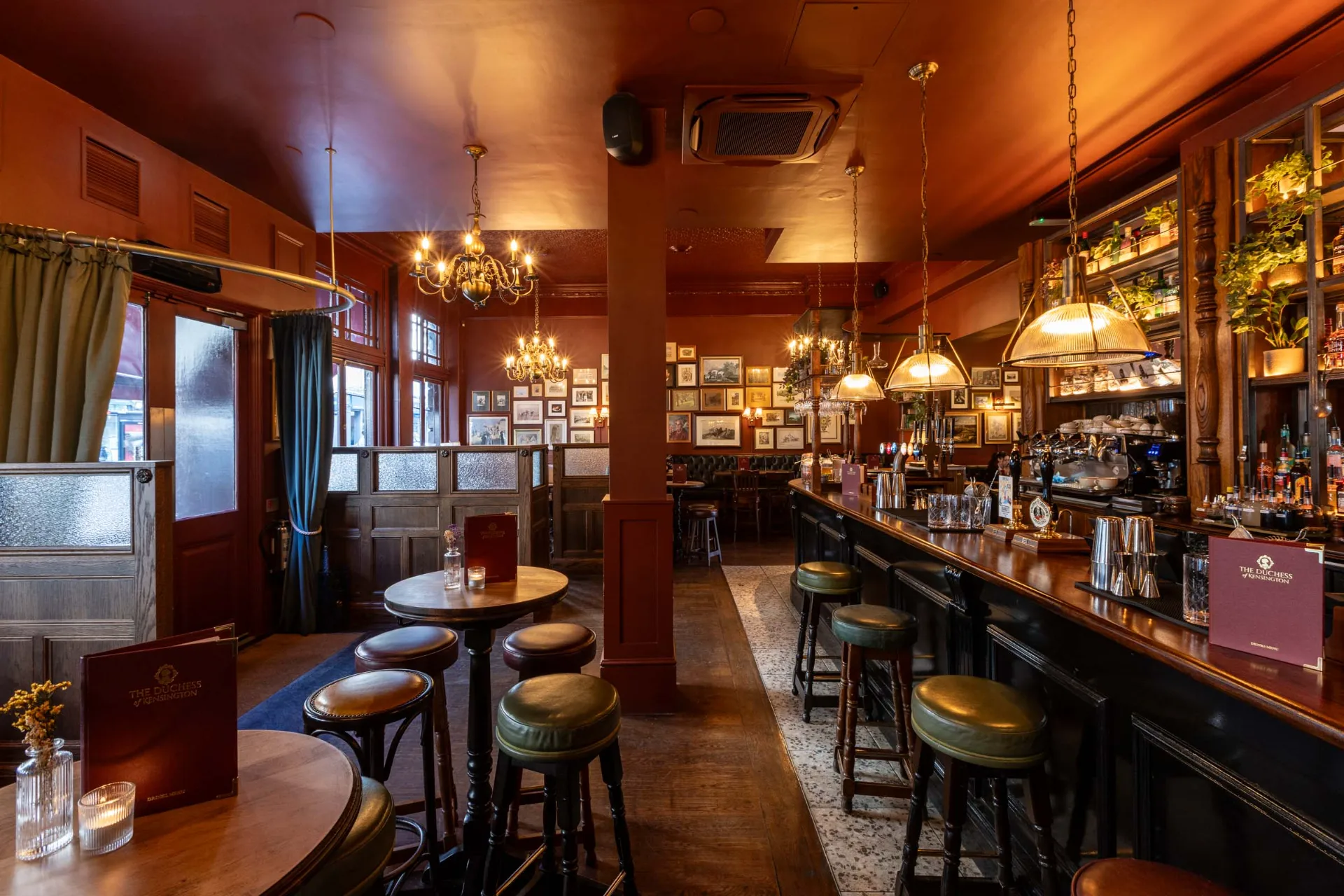 Situated in the heart of Kensington, The Duchess of Kensington is a pub that blends timeless elegance with a warm, welcoming atmosphere. A neighbourhood favourite offering a dining experience that celebrates the best of British cuisine, with a focus on seasonality and top-quality ingredients alongside a great selection drinks.