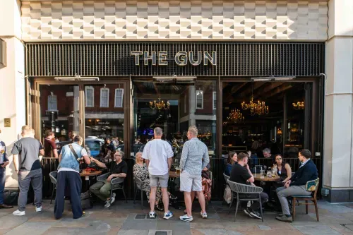 An East London favourite since the 17th century, The Gun is a community hub beside Spitalfields market, pouring a great craft drinks selection alongside a carefully curated food menu and one of the best Sunday roasts you'll find. Pop in for a leisurely weekend brunch or a relaxed express lunch through the week, there's always a good reason to linger.