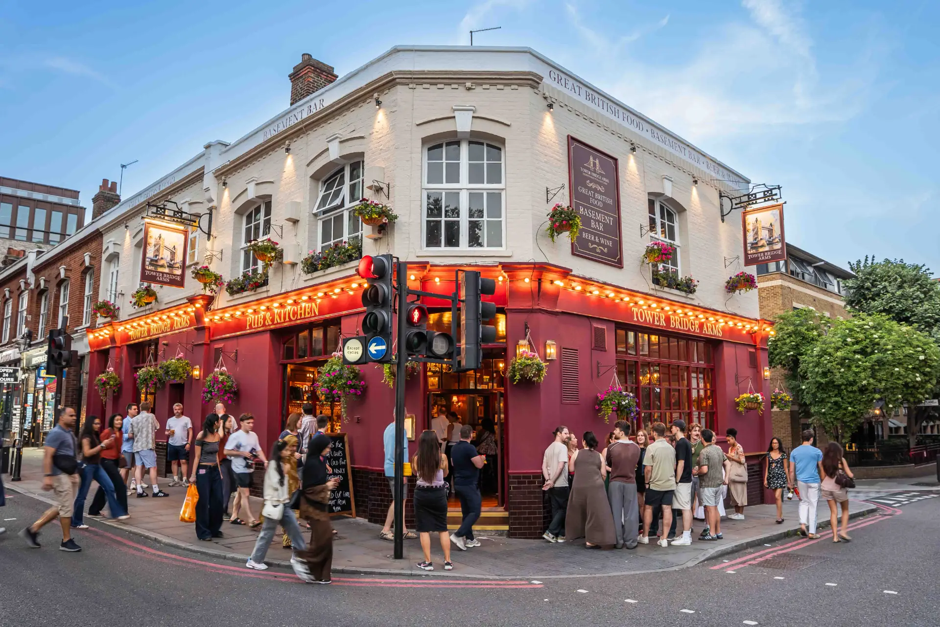 Tower bridge arms, photo 2
