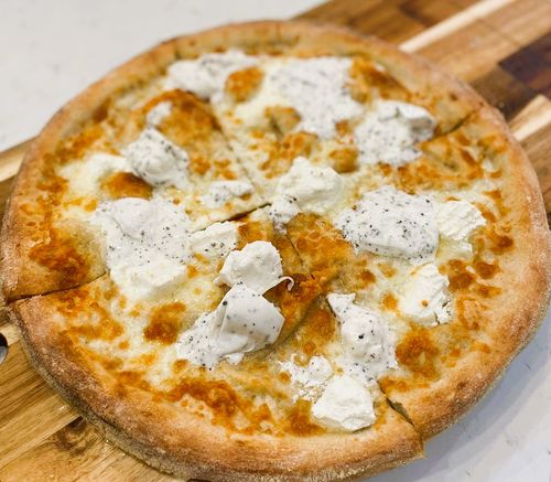 Pizza Truffled Burata