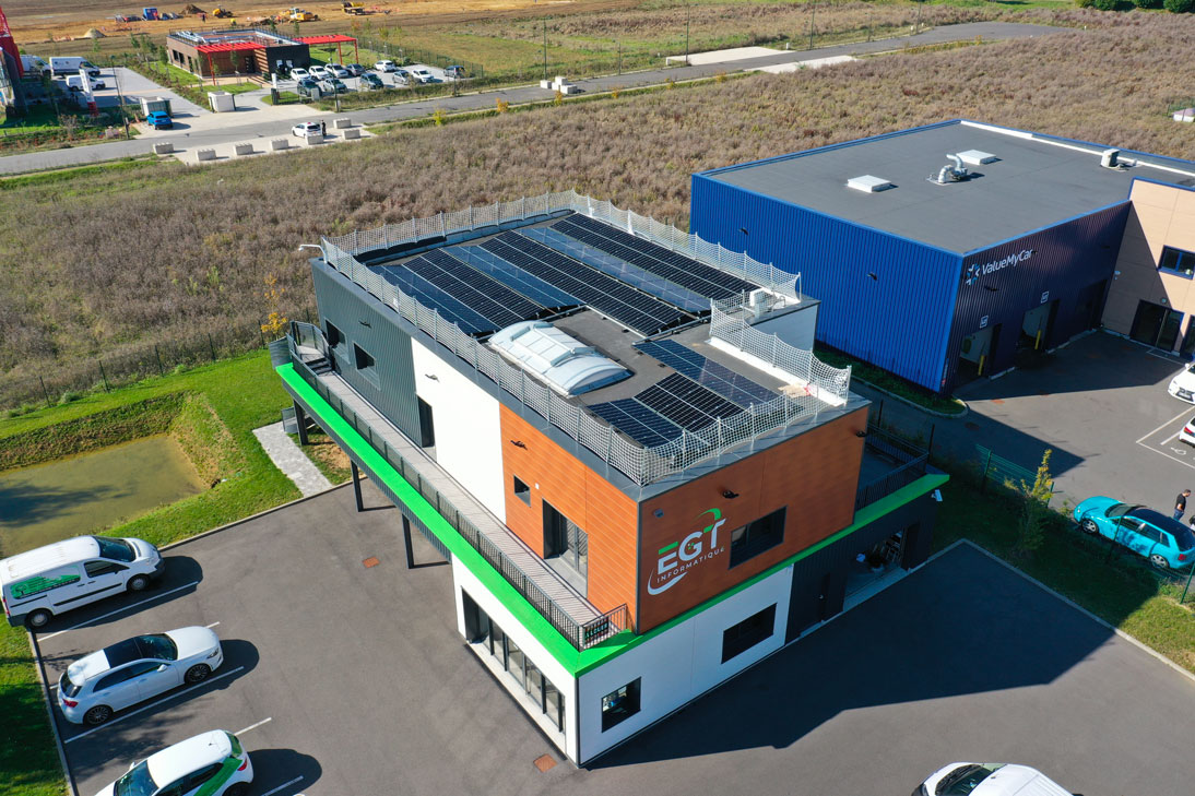 Installation photovoltaïque de 28,9kWc à Gazeran (78)