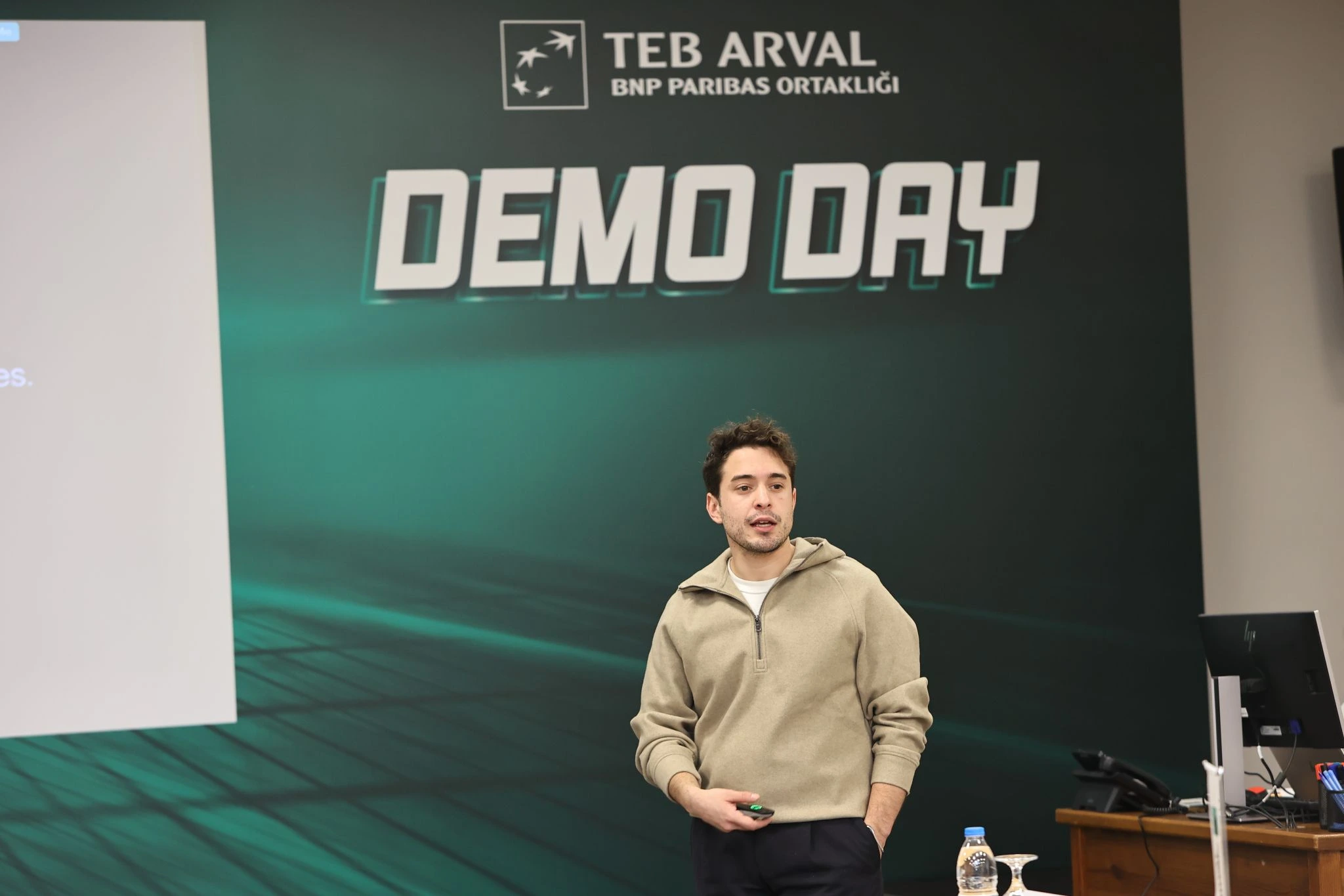 Our CRO Vorga Can presents at TEB ARVAL Demo Day.
