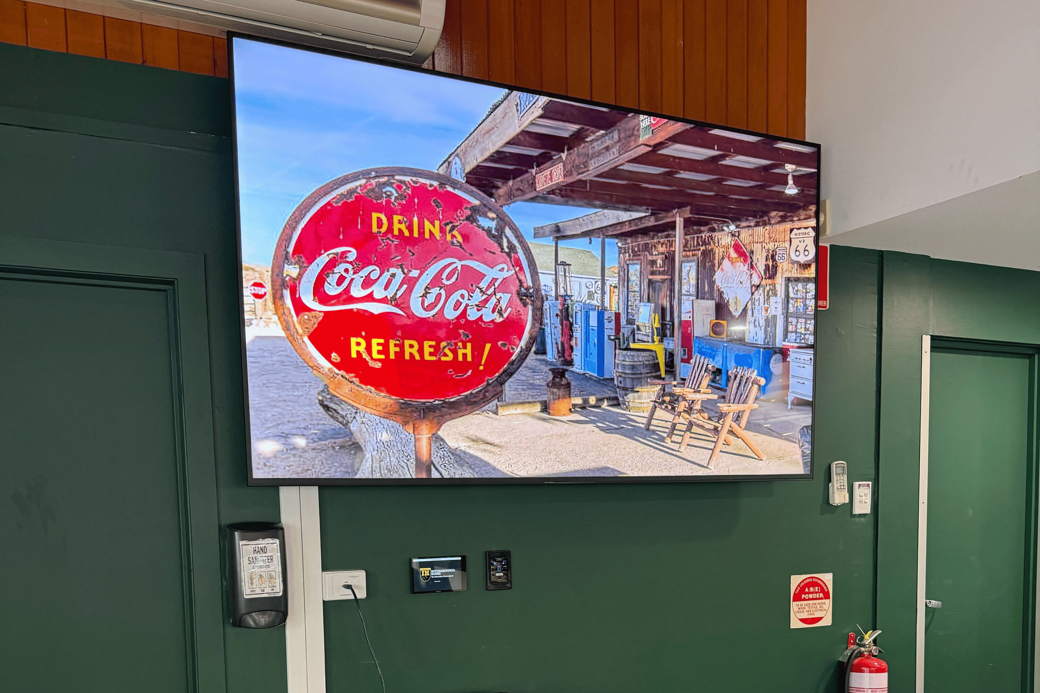 Audio coverage and fill speakers