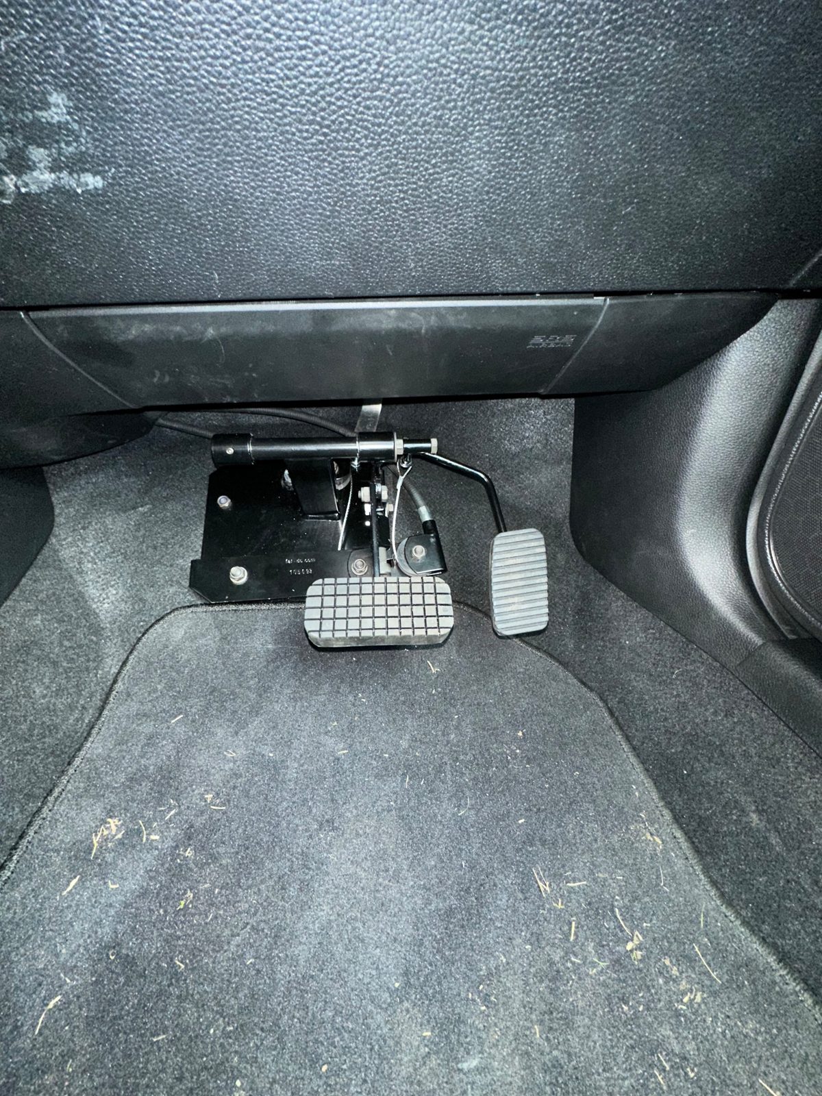 Cable Brake with passenger accelerator in a Toyota Prius