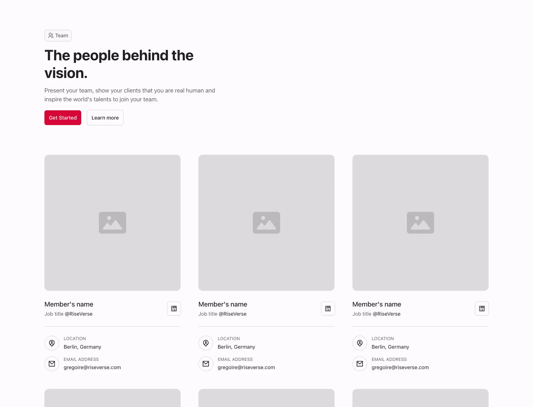 Team component with 6 team members with images, in a grid layout.
