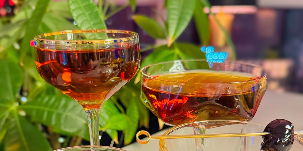 Blood red gin martini cocktails for Halloween