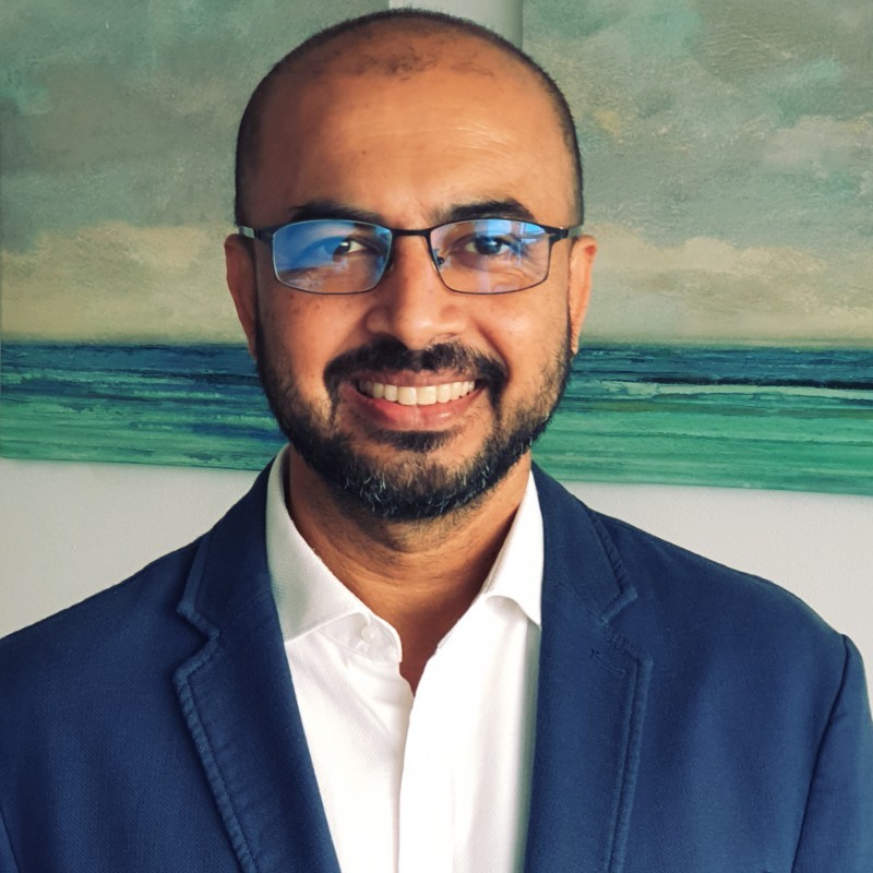 Dr Piyush Raj headshot