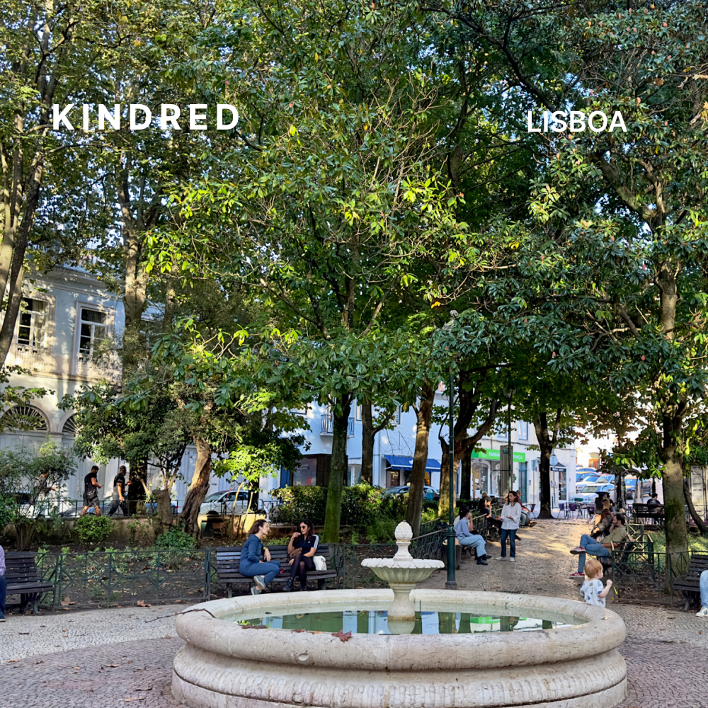 Kindred Spirits of Lisboa: Sunset hangs at Praça das Flores