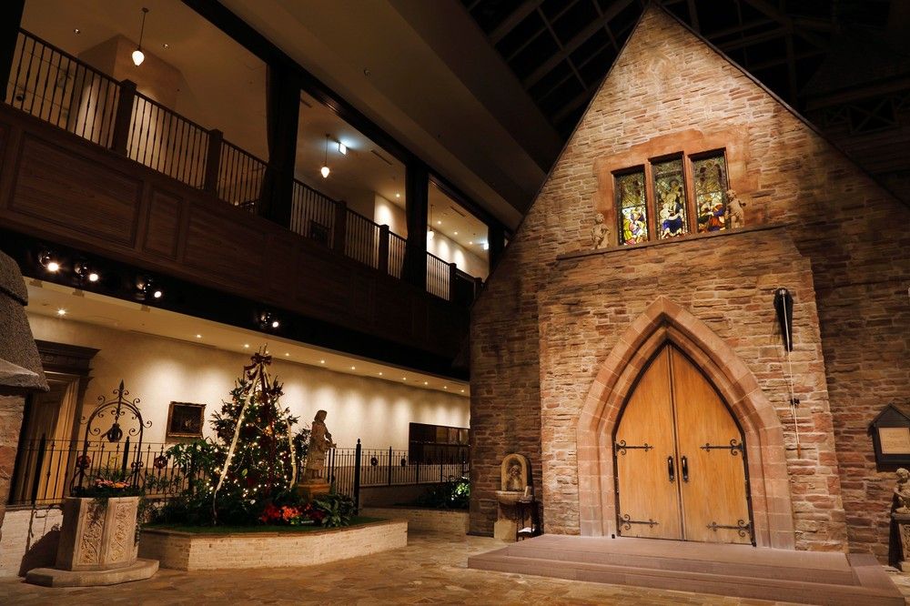 Hotel Monterey Grasmere Osaka - Exterior