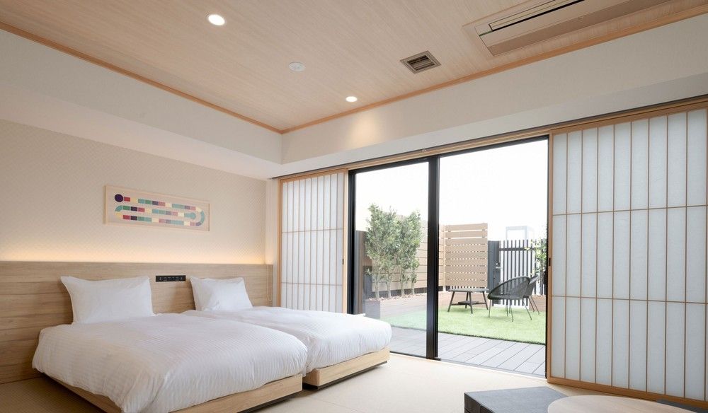 大阪難波天月酒店 - Sky Terrace and Board Game Room, Non Smoking | Down comforters, in-room safe, desk, iron/ironing board