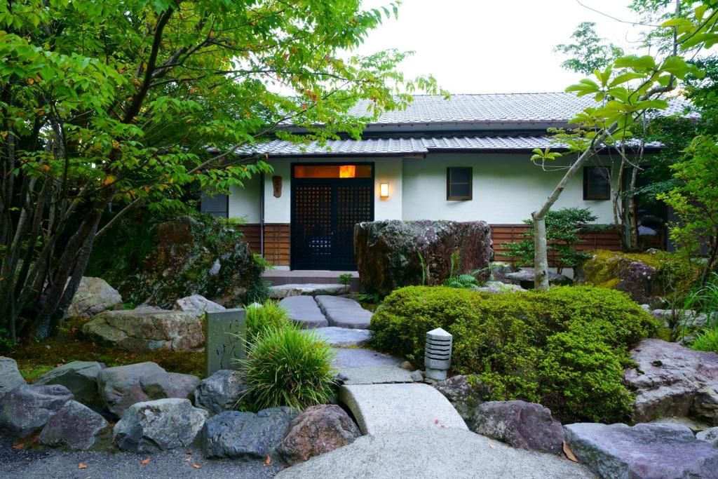 別府溫泉 昭和園 (Beppu Onsen Beppu Showaen)